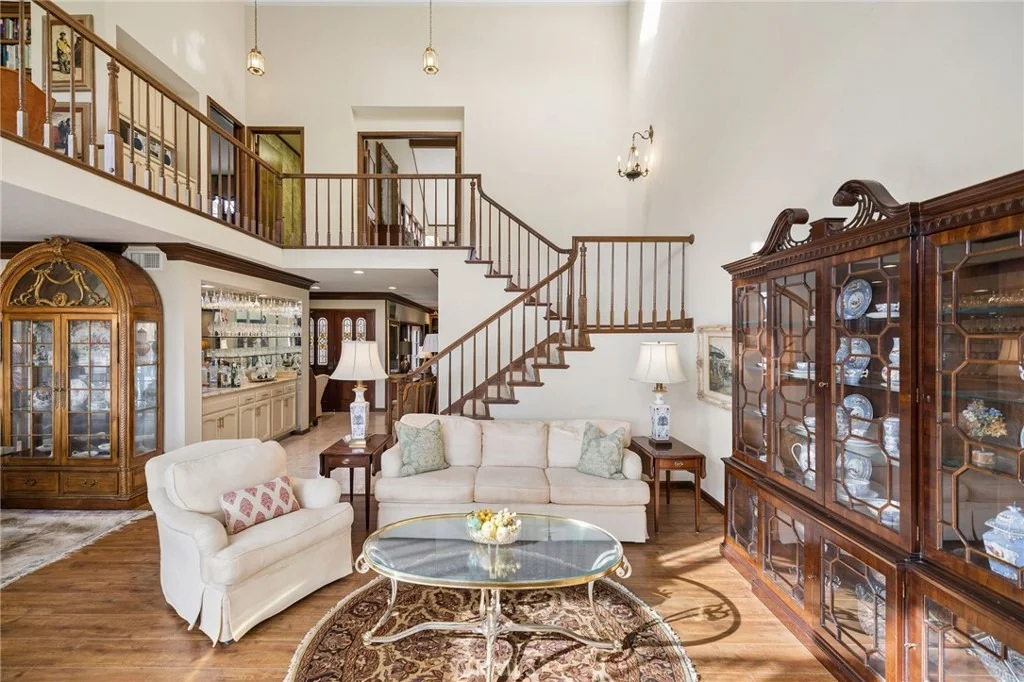 Photo of 6068 Avenida De Castillo