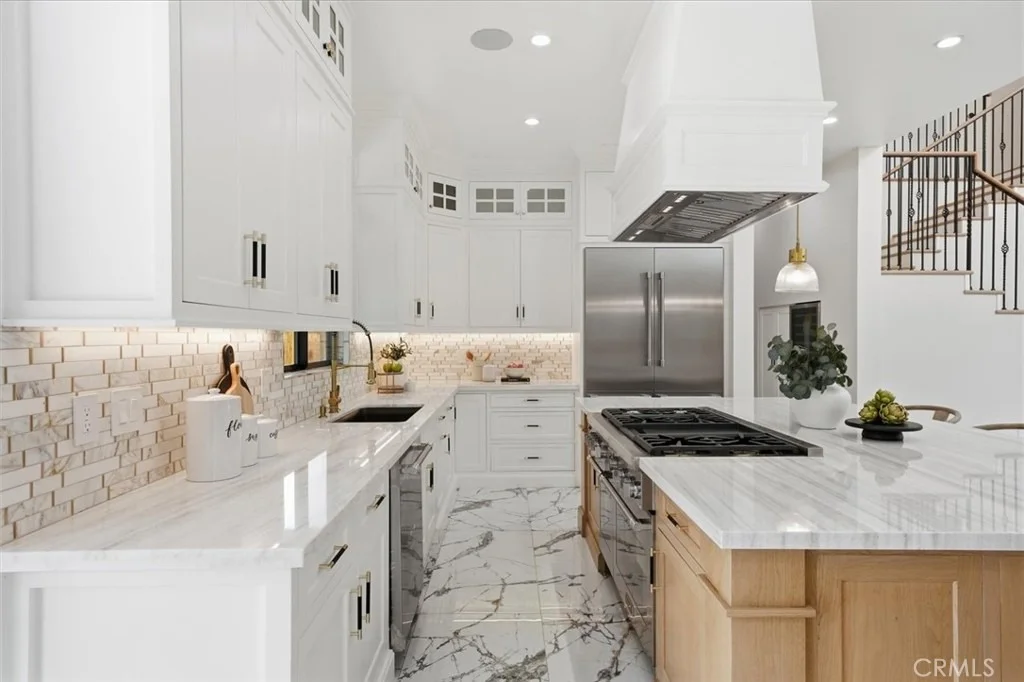 Photo of 2126 Havemeyer Lane
