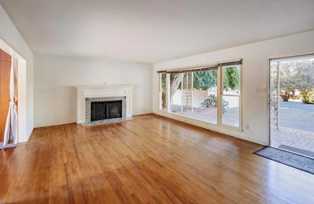 Photo of 163 La Costa Avenue