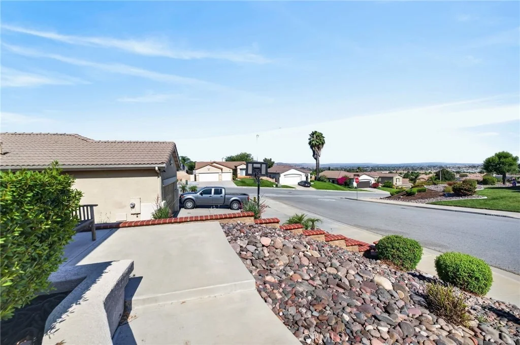 Photo of 27699 Sagebrush Rd