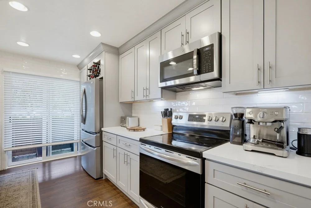 Photo of Unit D at 34 Corniche