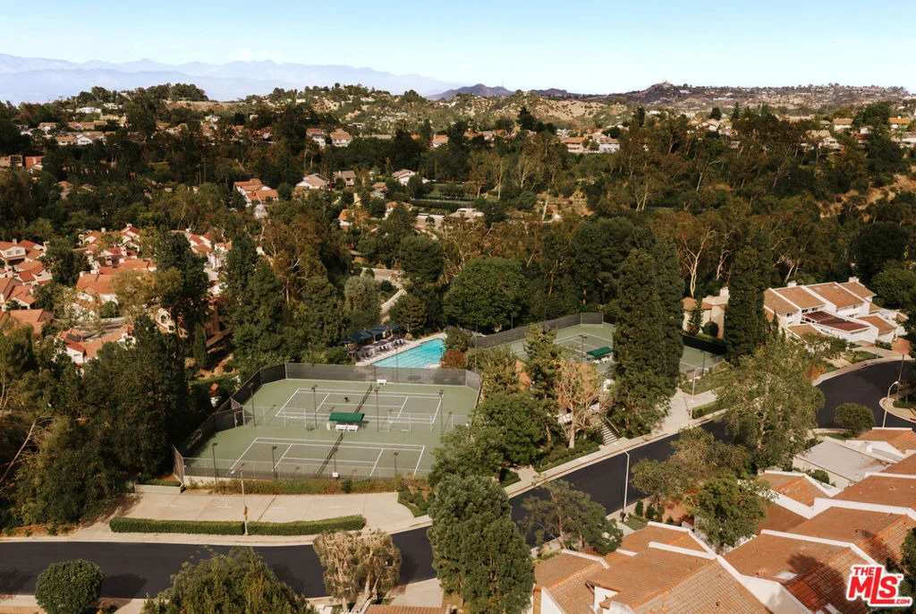 Photo of 2741 Bottlebrush Drive