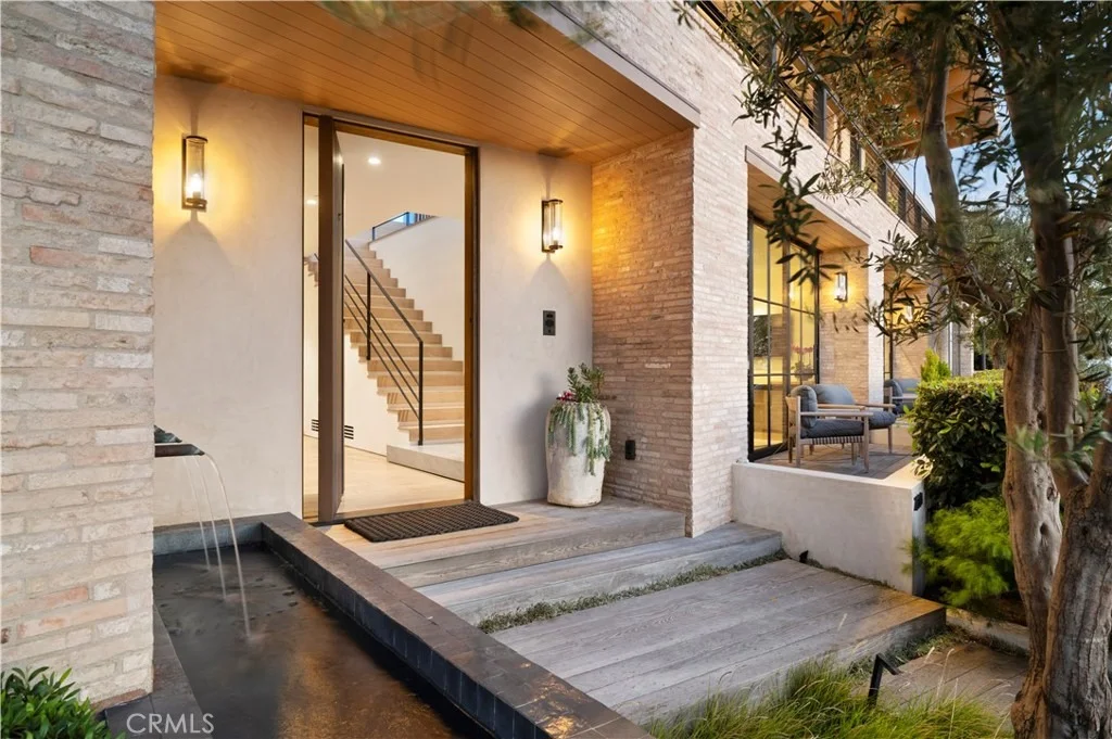 Photo of 2804 Ocean