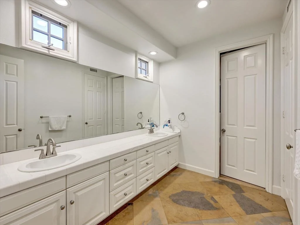 Photo of 17839 La Amapola