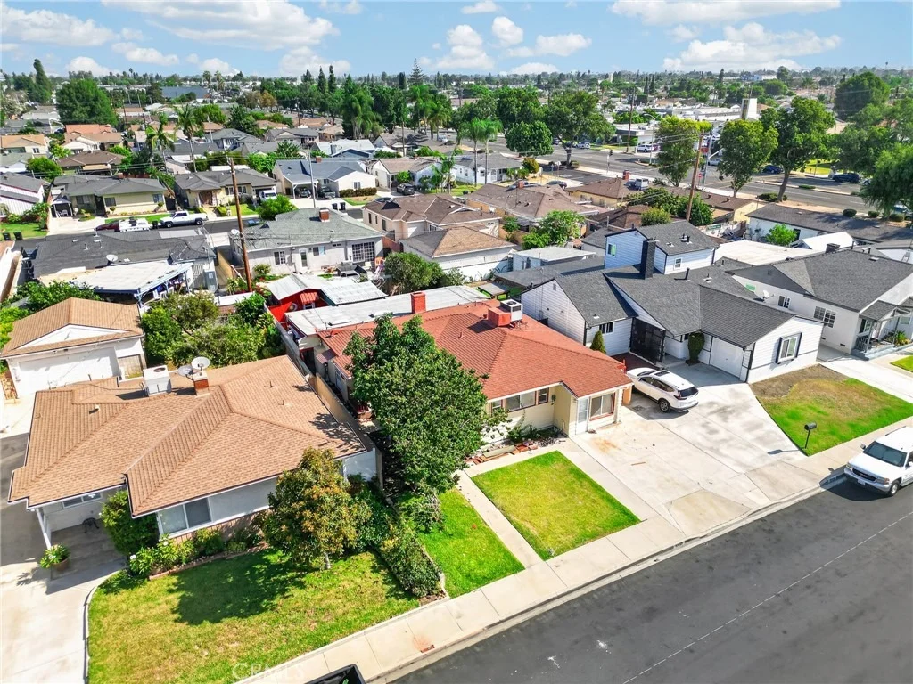 Photo of 10923 Belcher