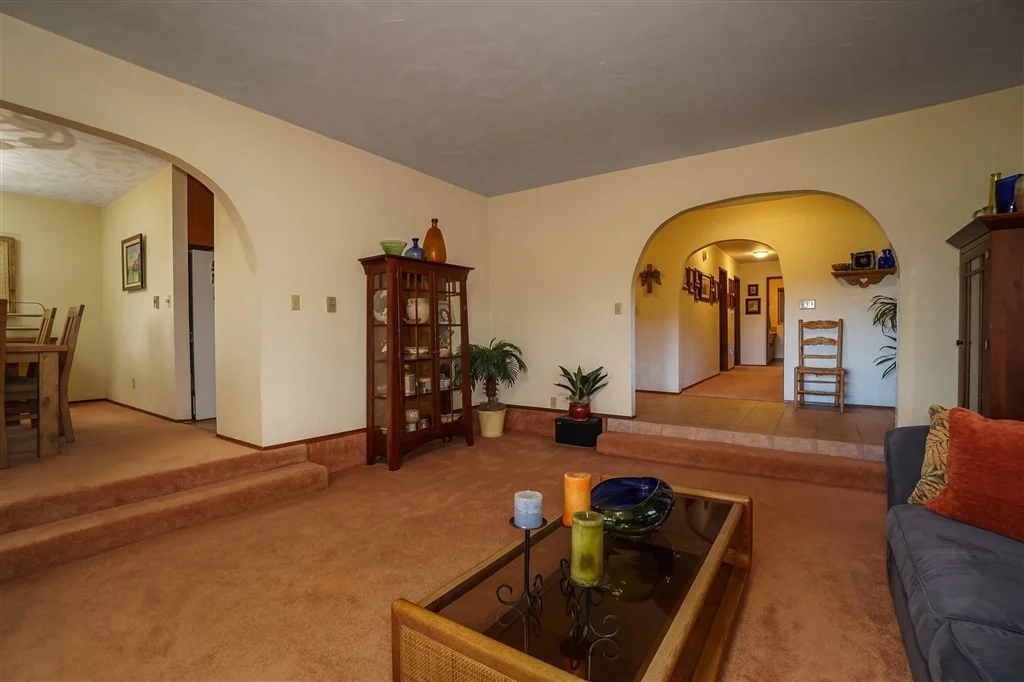 Photo of 3235 Loma Vista Dr
