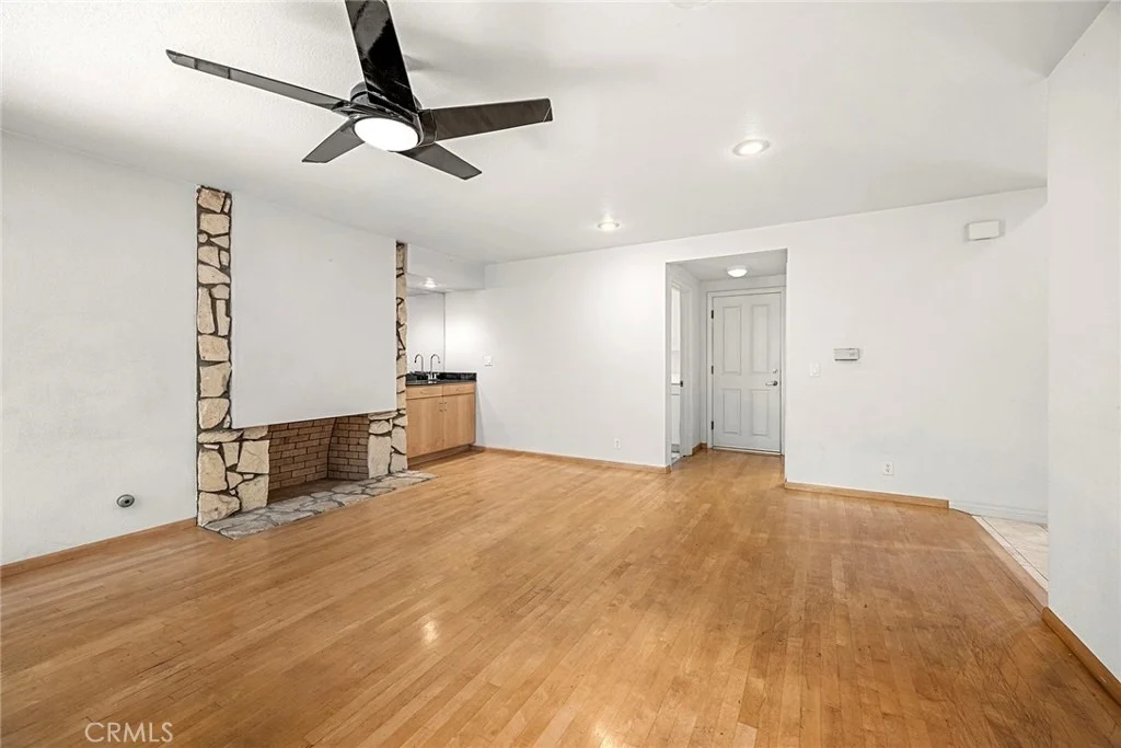 Photo of 5812 Crestview