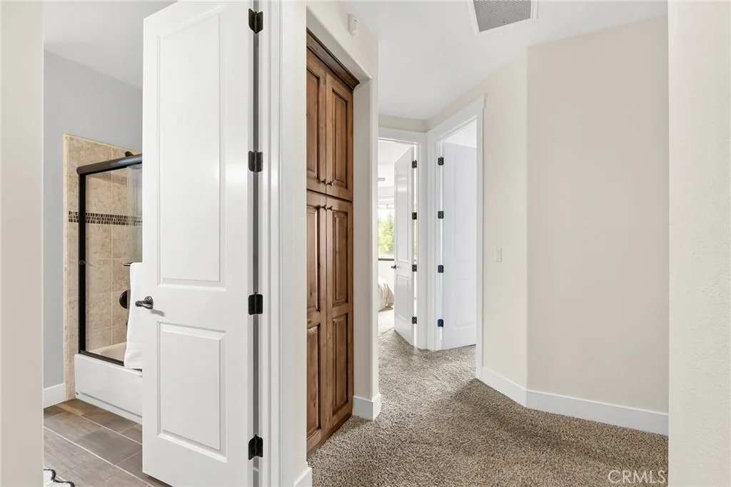 Photo of 9603 Midway