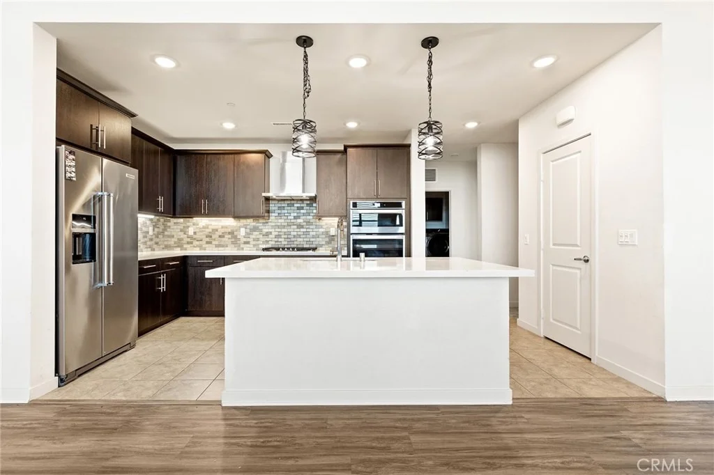 Photo of 2088 Bravo