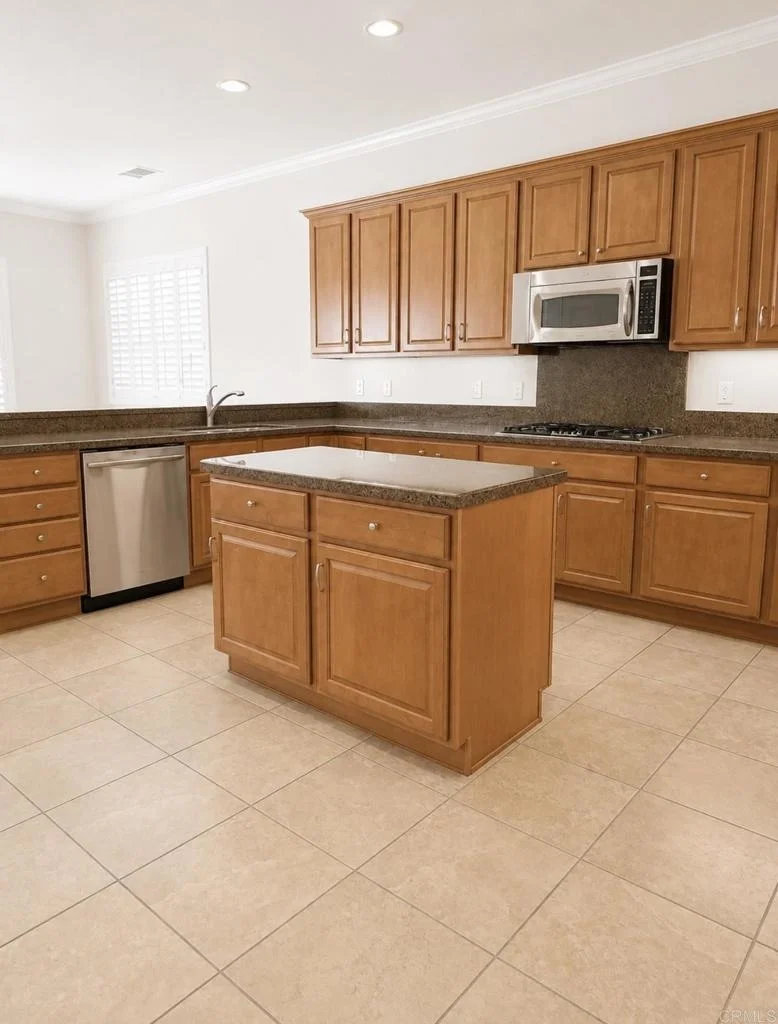 Photo of 81391 Avenida Madrid