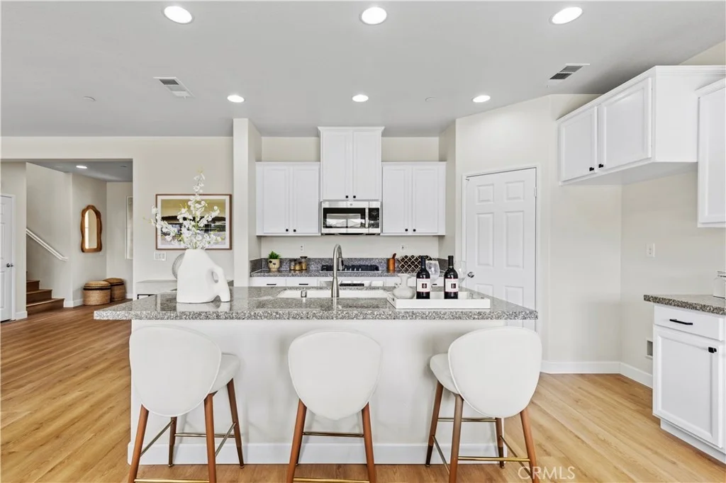 Photo of 6895 Riverglen Court