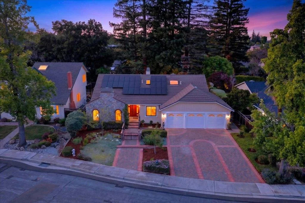 Photo of 292 Apricot Lane