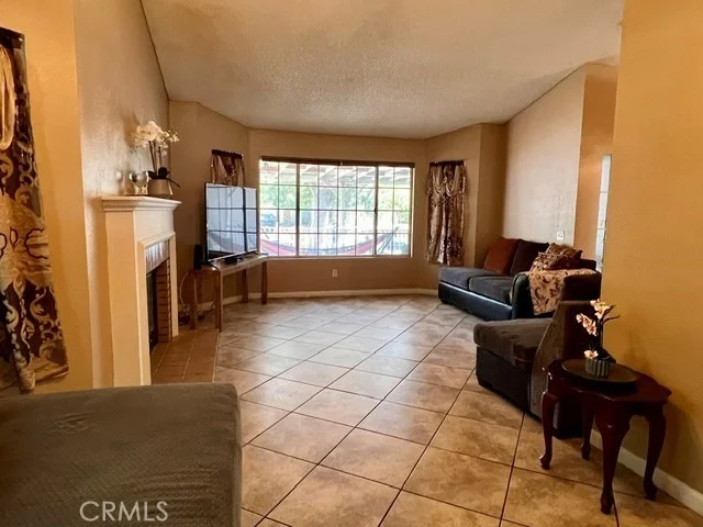 Photo of 37469 Cambridge Lane