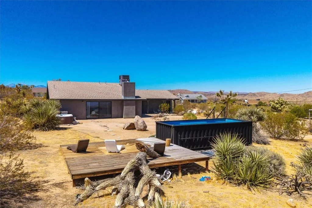 Photo of 7119 Saddleback Road