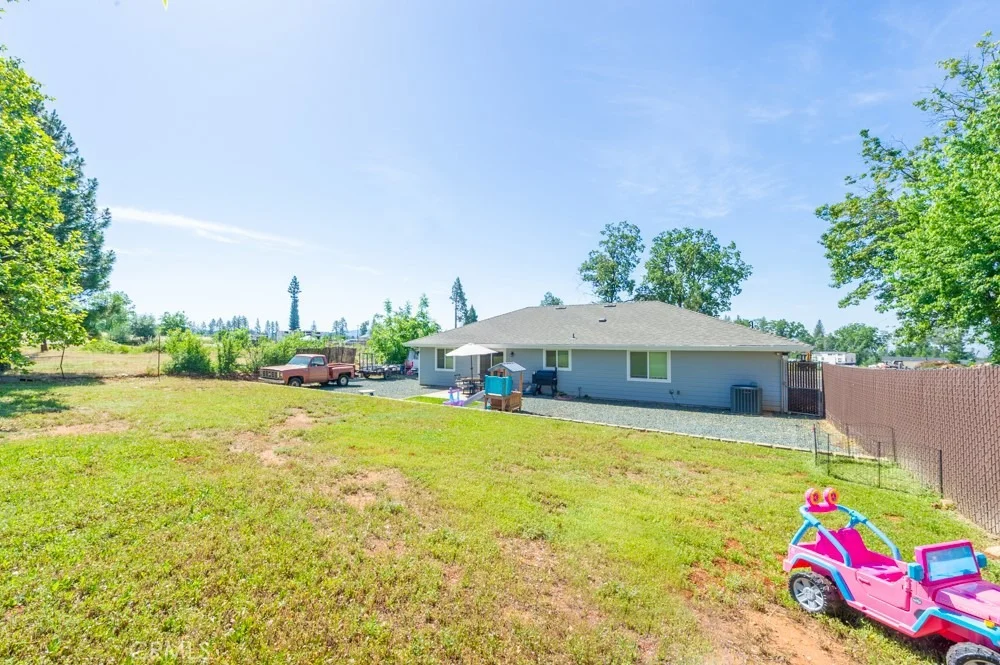 Photo of 1483 E Dottie