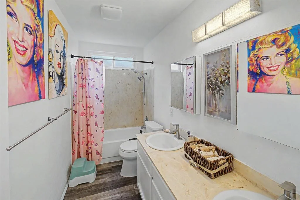 Photo of 1284 Bates Ln