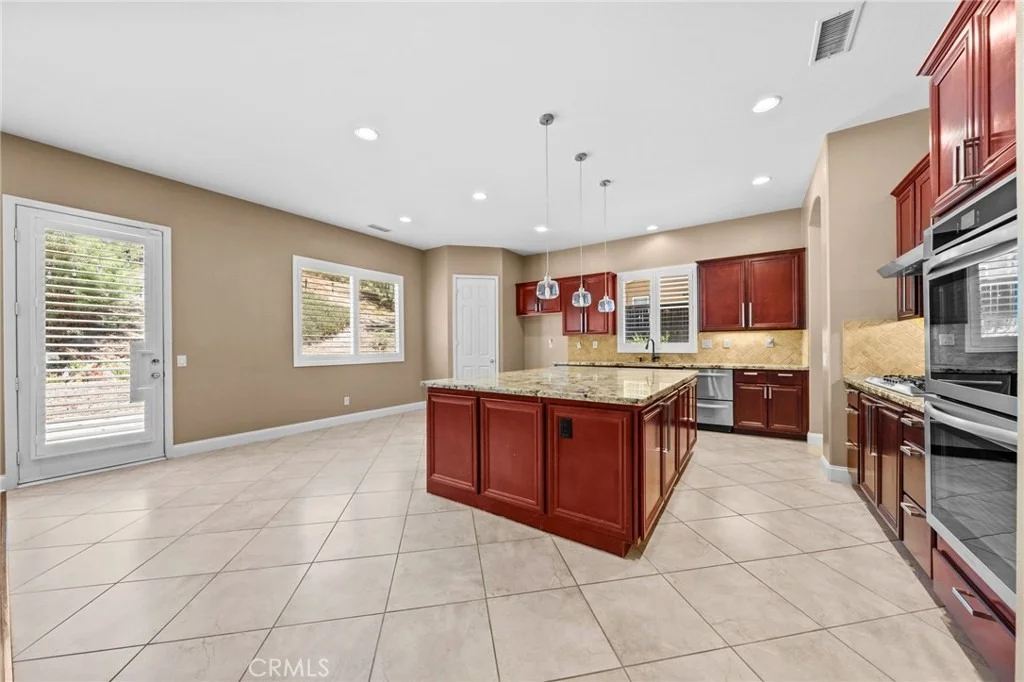 Photo of 31704 Pepper Tree