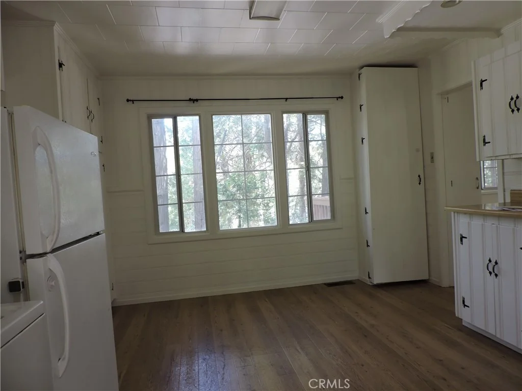Photo of 657 Knoll