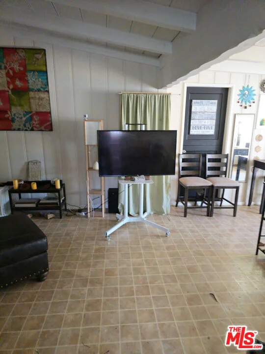 Photo of 14137 Hamlin Street