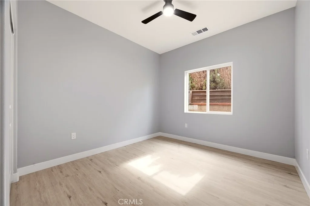 Photo of 1050 W Olive Street