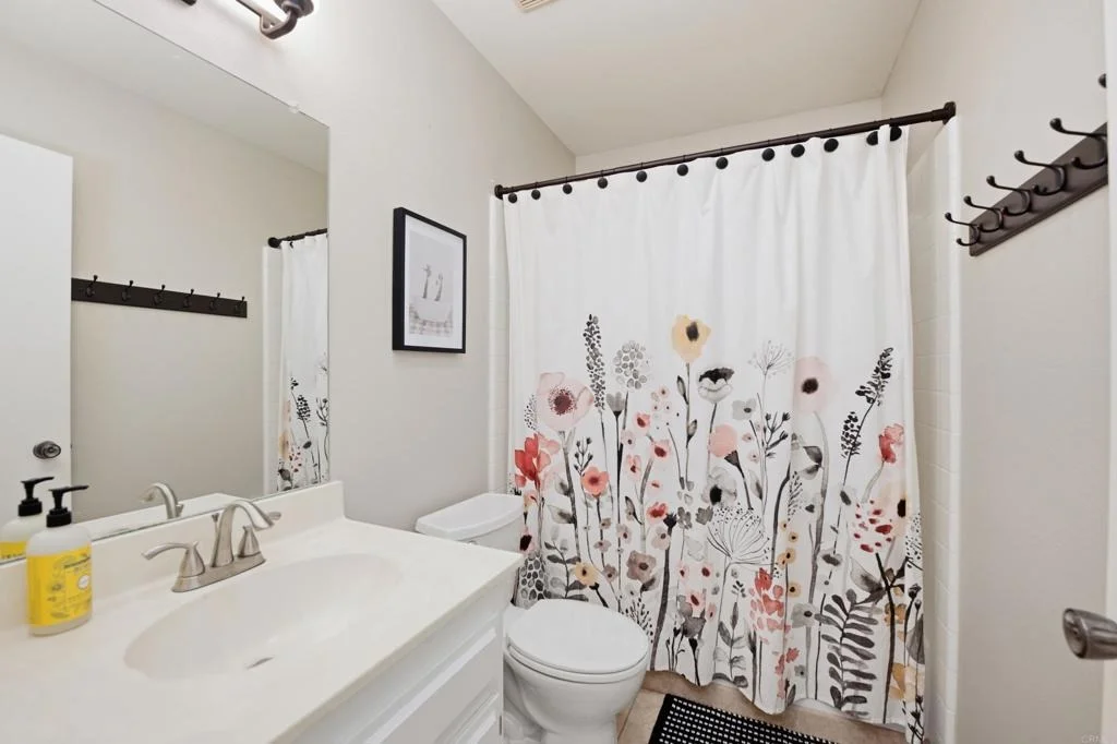Photo of 3553 Coconut Way