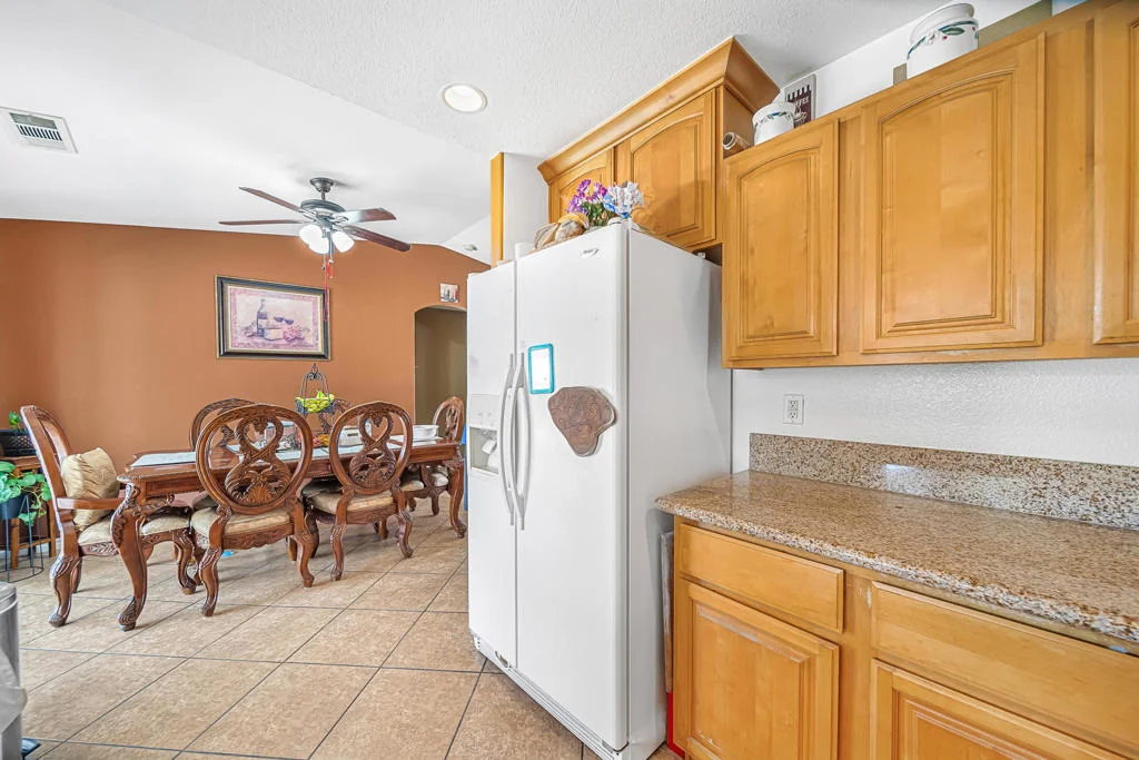 Photo of 1527 N Marina Drive