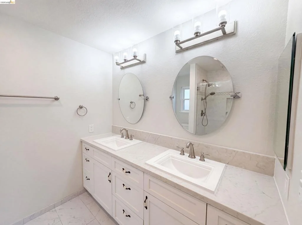 Photo of 1091 Fox Meadow Way