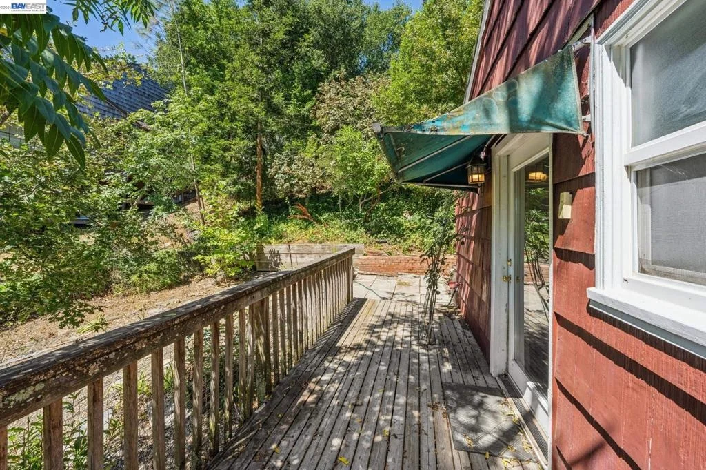 Photo of 21 MONTE VISTA ROAD