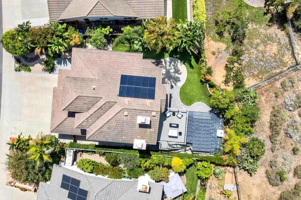 Photo of 948 Honeysuckle Drive