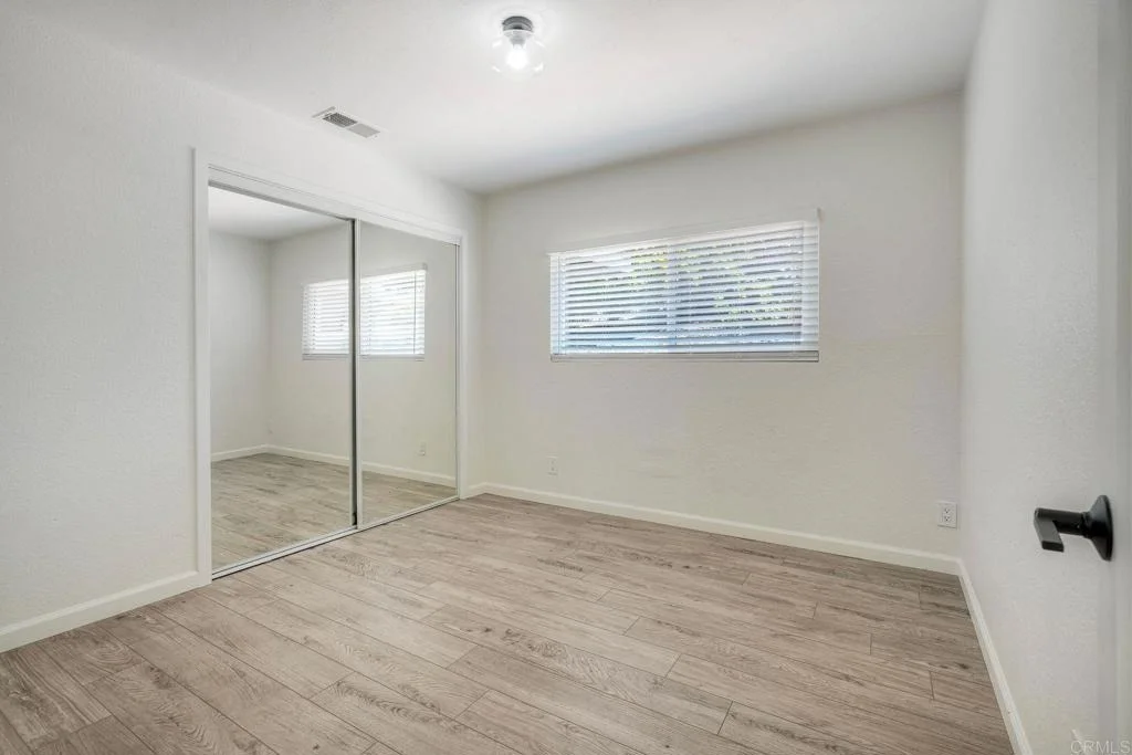 Photo of 2449 Primrose Ave