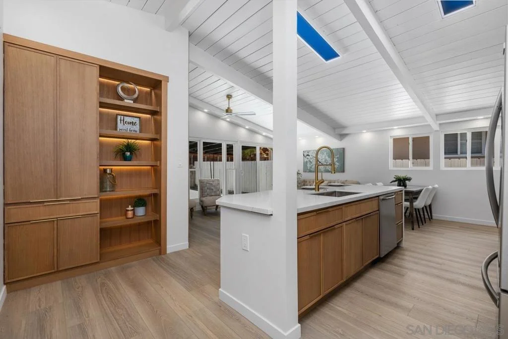 Photo of 5556 Baja Dr.