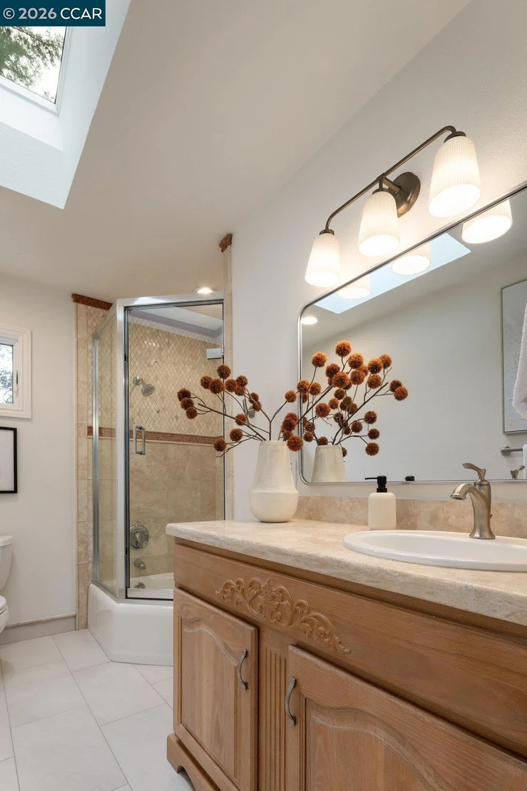 Photo of 187 Moraga Way
