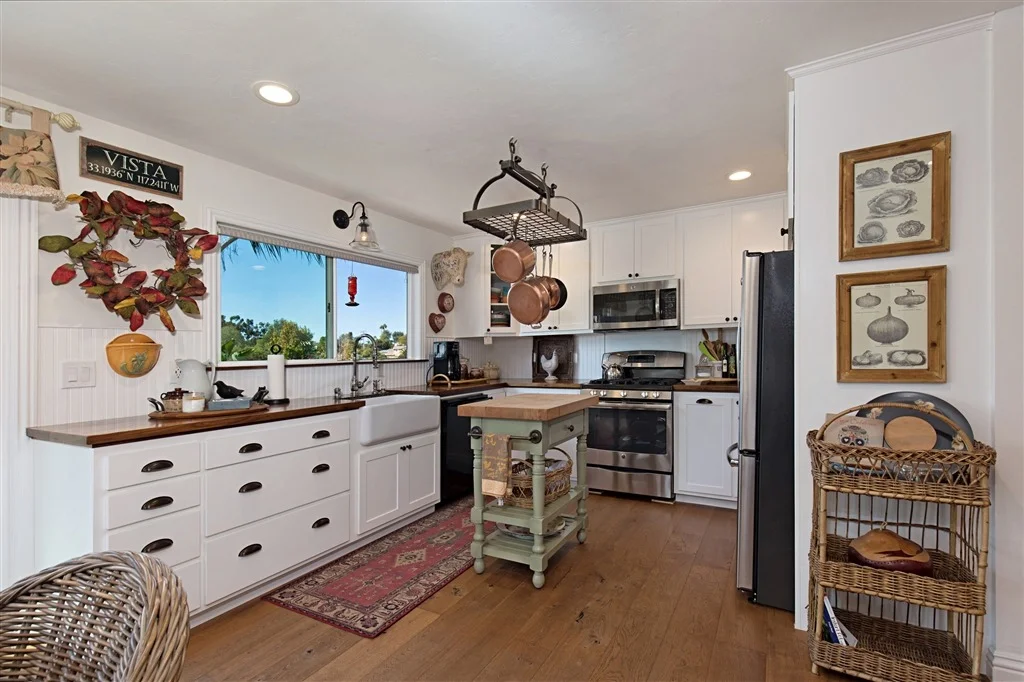Photo of 837 Sunset Drive