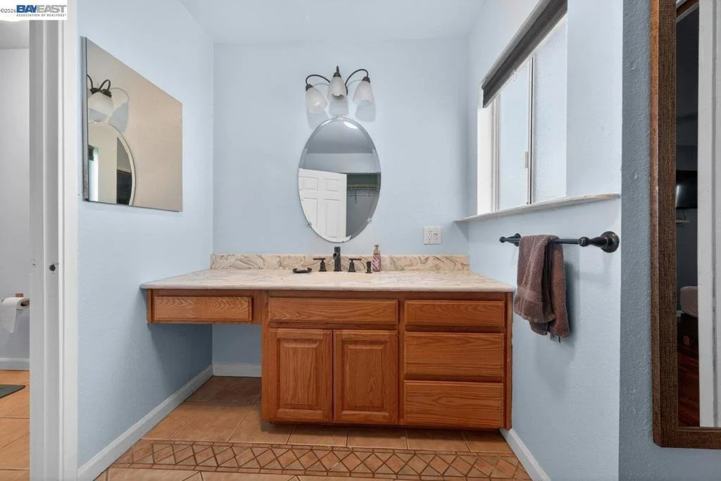 Photo of 229 Lake Ave