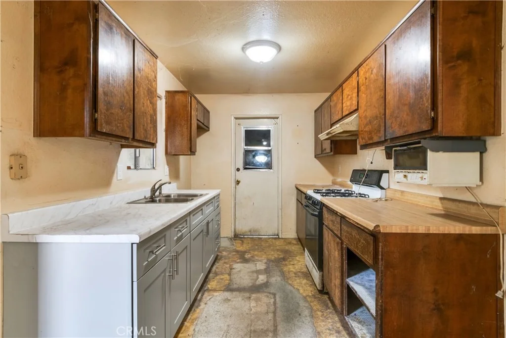 Photo of 1113 Olivine