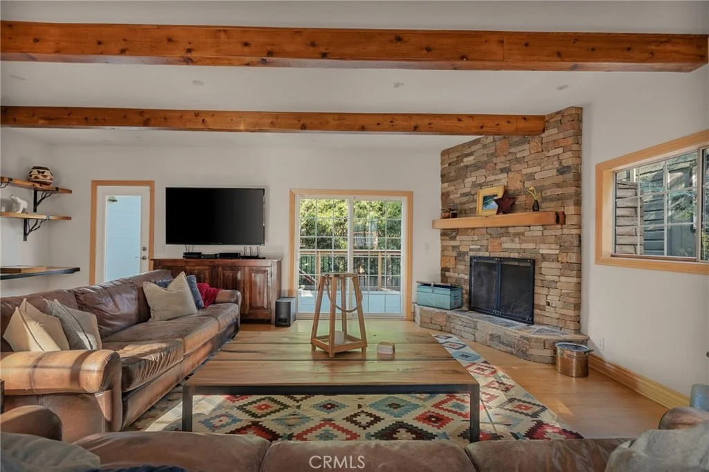 Photo of 230 Hemlock Drive