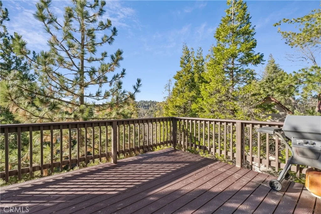Photo of 305 Summit Road