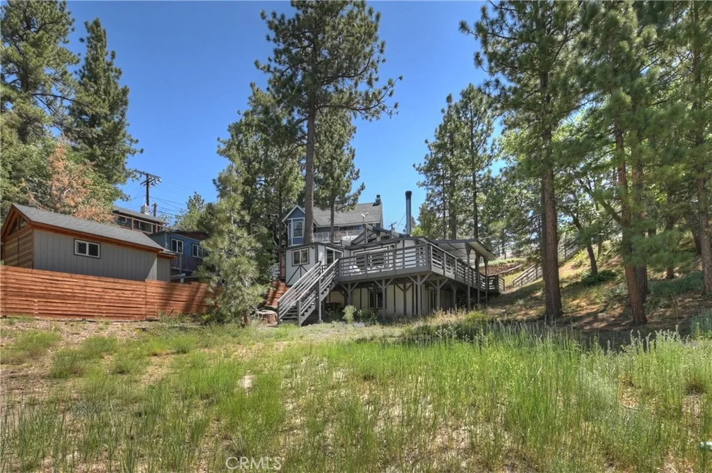 Photo of 580 Lucerne Drive
