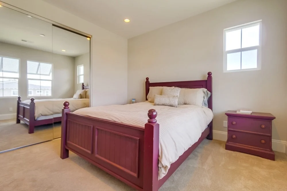 Photo of 663 Polaris Dr