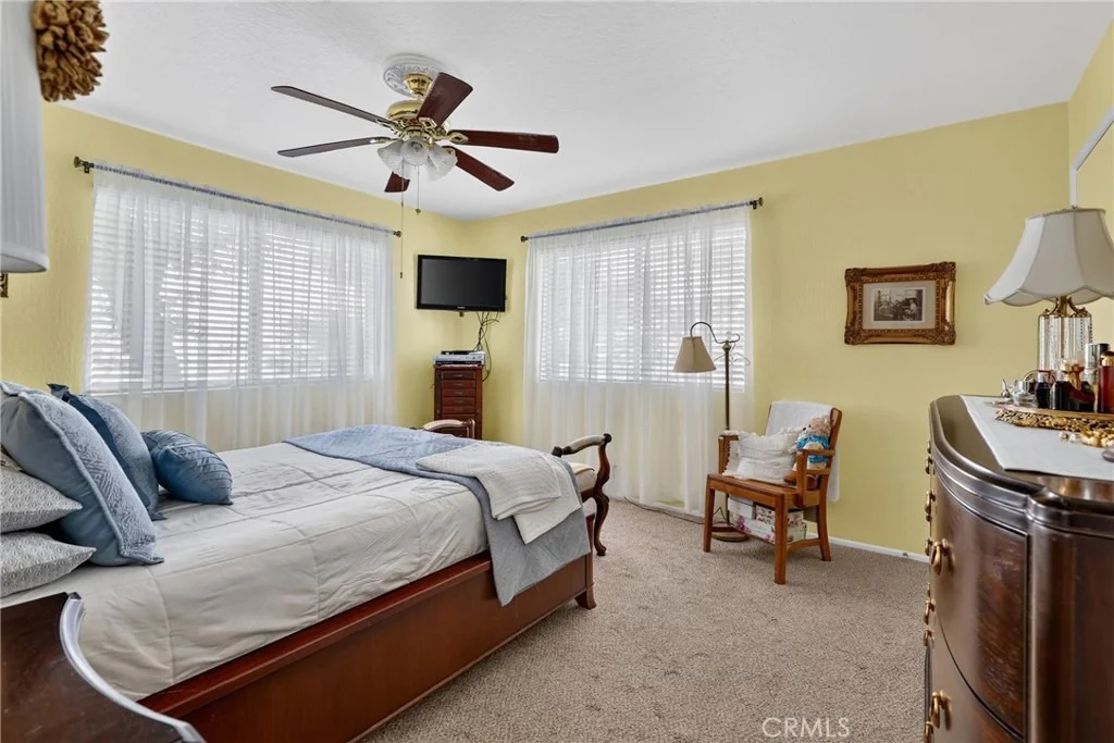 Photo of 1127 Yukon