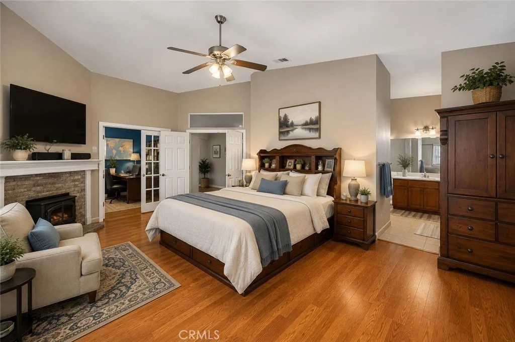 Photo of 13997 Riverside