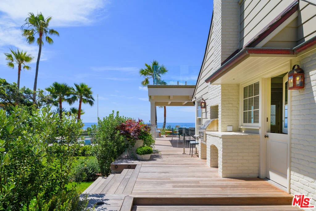 Photo of 31134 Broad Beach Road