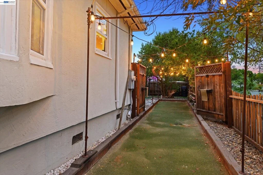 Photo of 1713 Elm St
