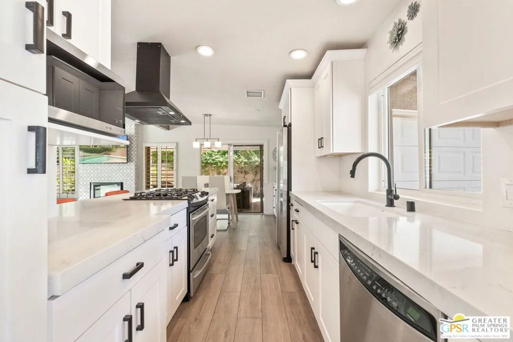 Photo of 73940 Mountain View Avenue