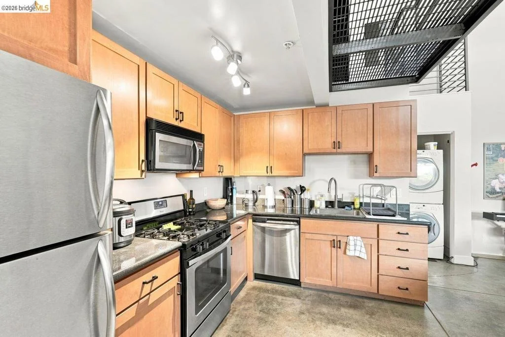 Photo of Unit 3 at 675 8Th St