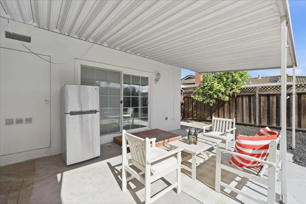 Photo of 38879 Jonquil Drive