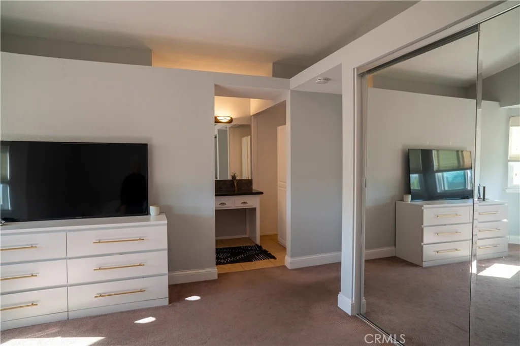 Photo of 1454 Cresta