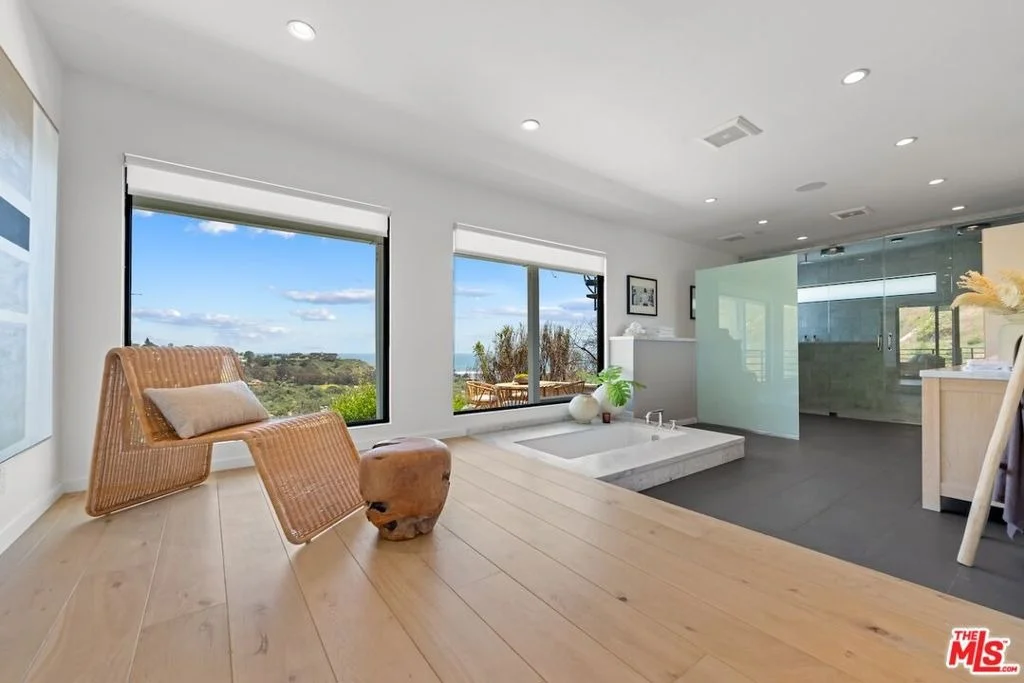 Photo of 23701 Harbor Vista Drive