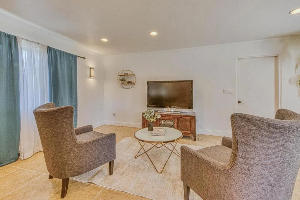 Photo of 9625 Oracle Oak Place