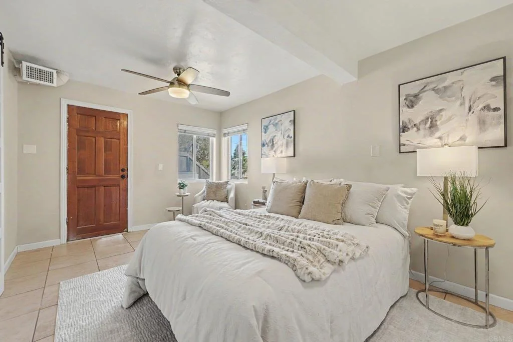 Photo of 6915 Oregon Avenue